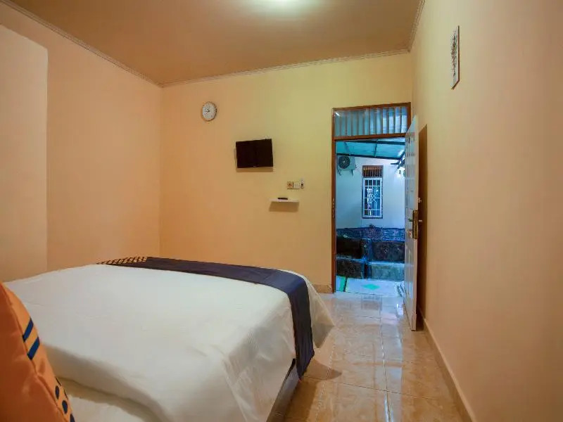 Handira Homestay Syariah Padang RedPartner