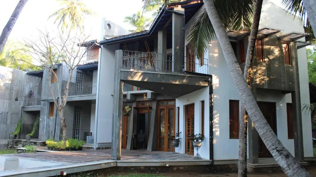 Isana Beach House