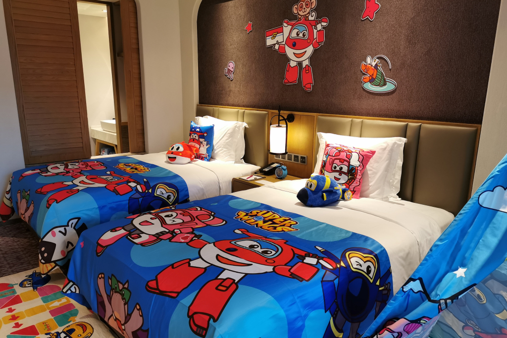 Crowne Plaza QingdaoOriental Movie Metropolis by IHG