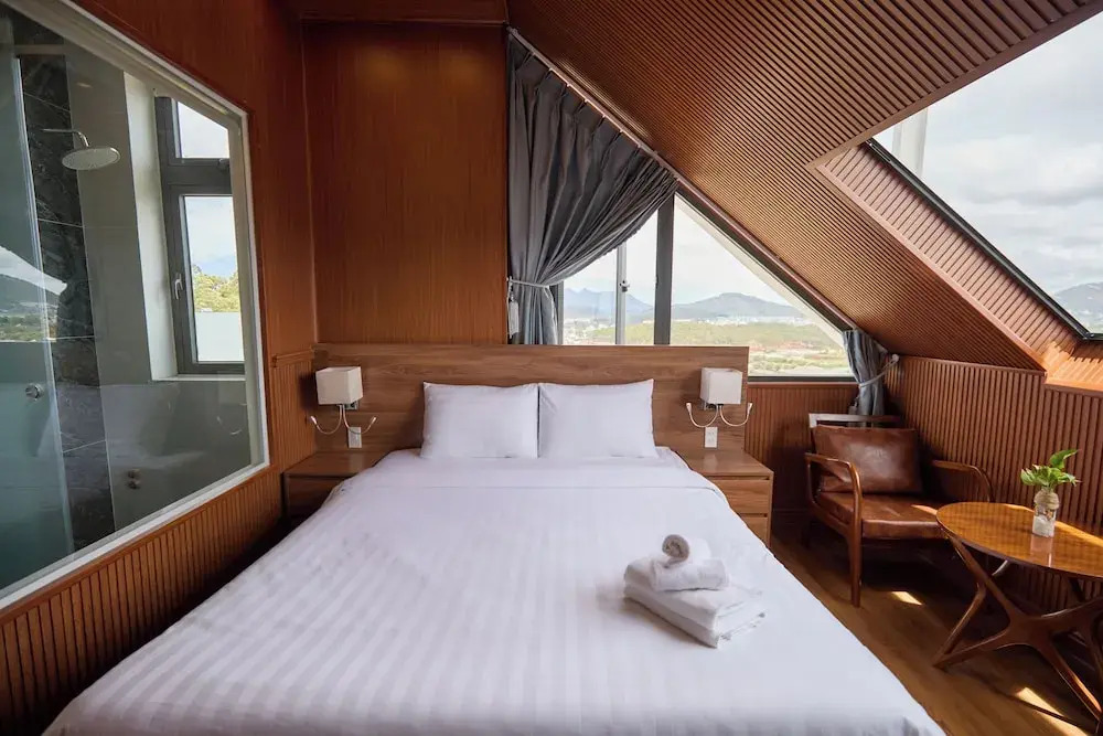 Lotus Hotel Đà Lạt
