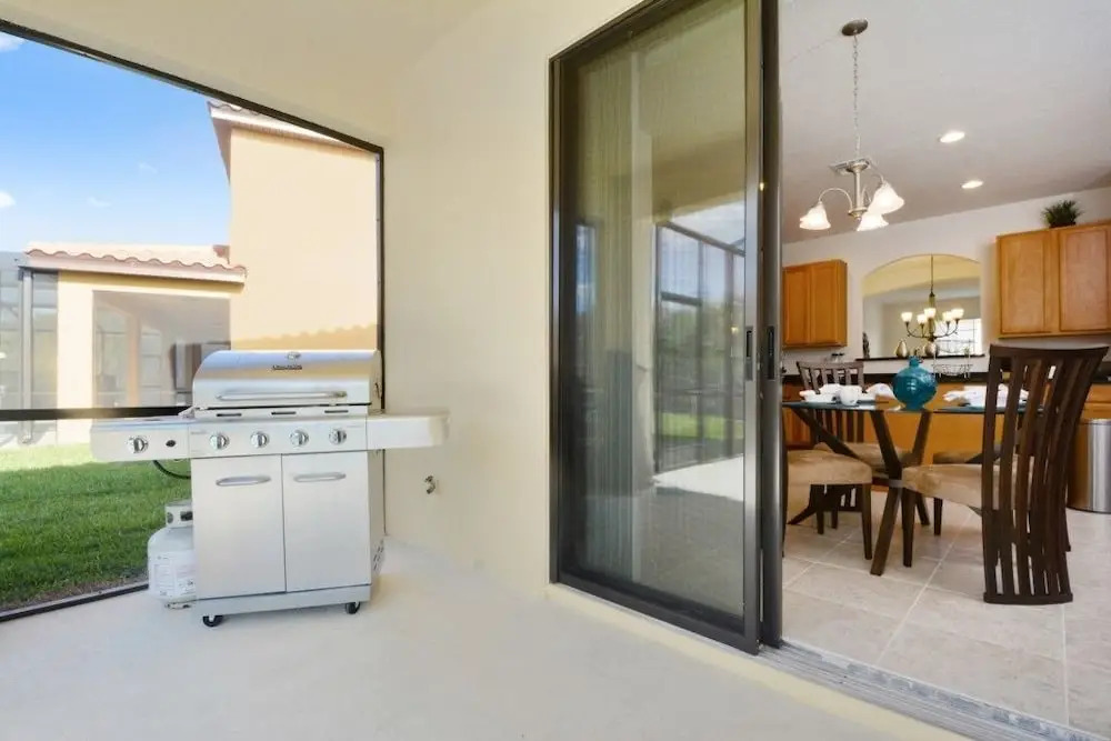 6 bedroom luxury home at Veranda Palms