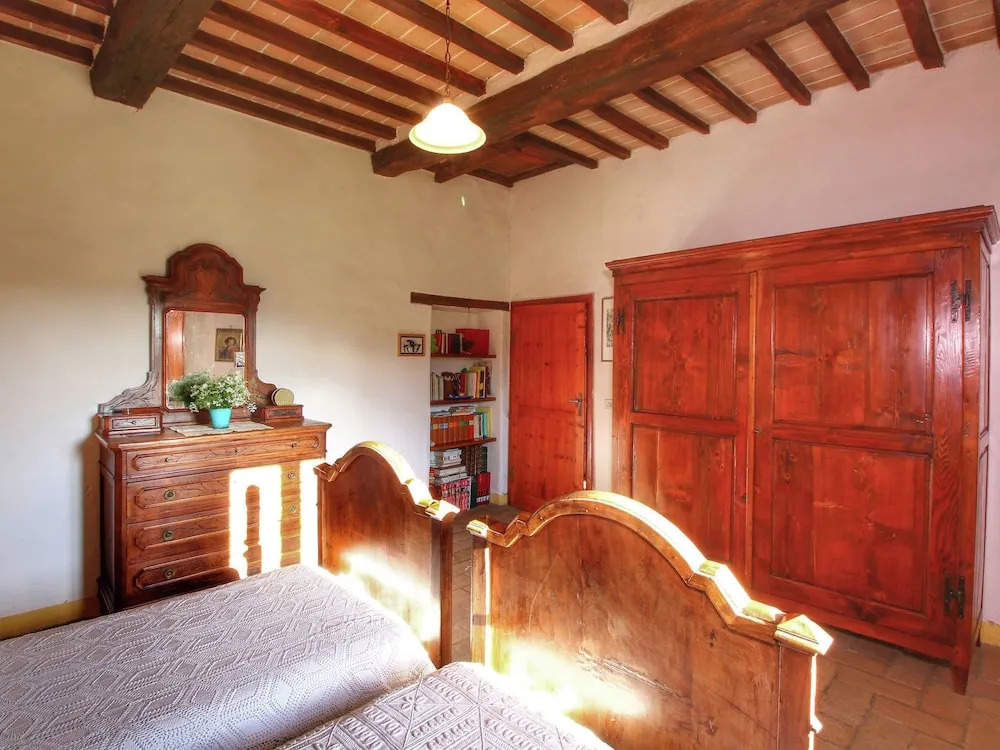 Holiday Home in Anghiari With Garden, Parking, Barbecue