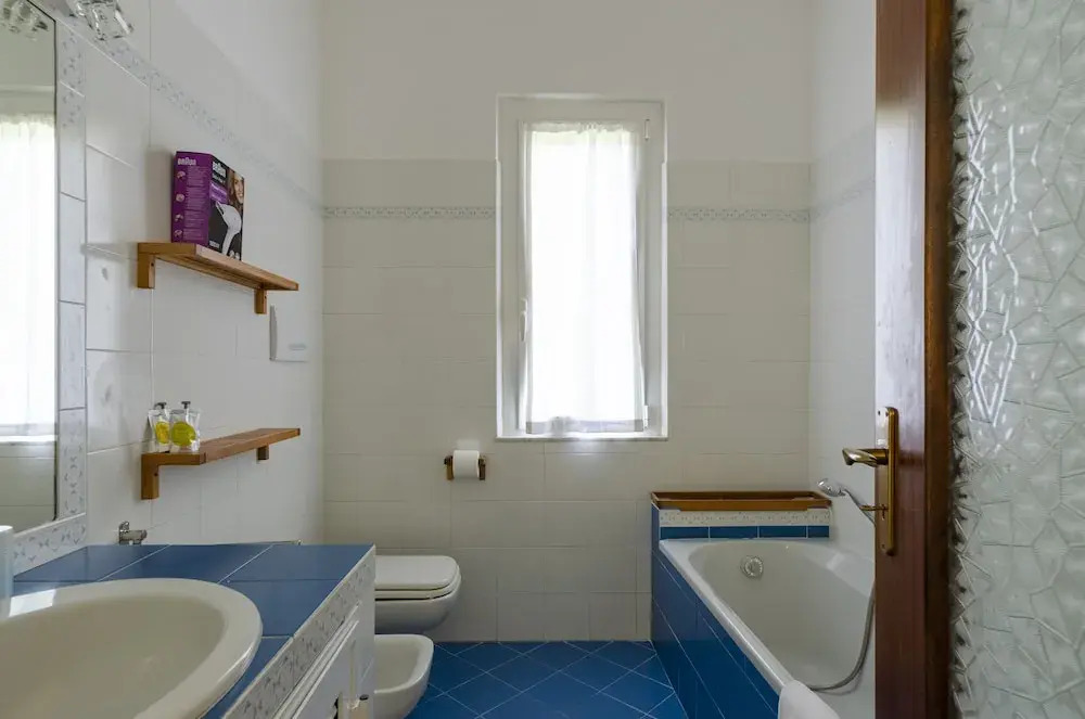 JOIVY Family Flat W/3 Balconies, 10 Min To Beach
