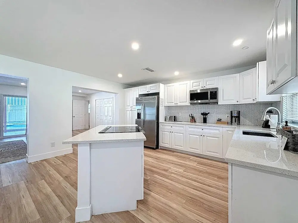 6616 Travis Blvd