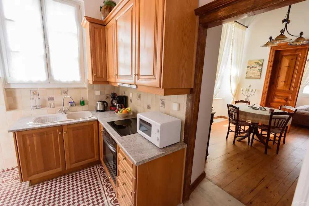 Hydras Pearl - Gold Pearl, Luxury Mansion, No Steps, 120m from the port
