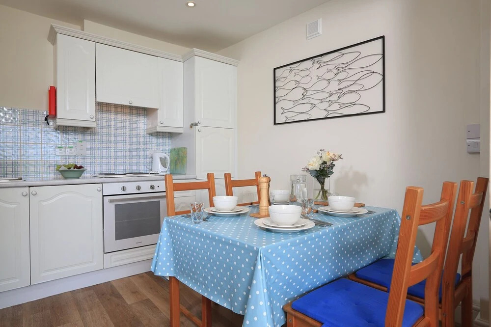 1 the Salcombe