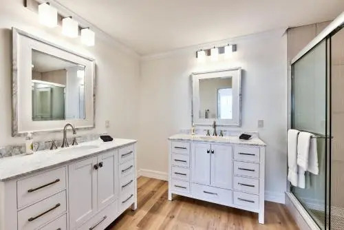Catina - Freshly renovated stylish 2BR 2BA condo in Lely Resort with lake & golf course views private lanai and access to pool gym tennis and more! Prime location just minutes from Naples beaches and 5th Ave, perfect for a relaxing Florida getaway