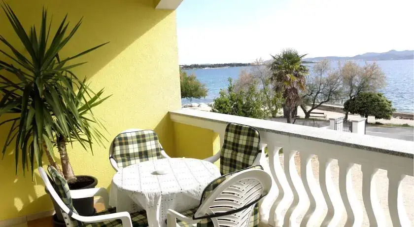 Guesthouse Sunny by the Sea