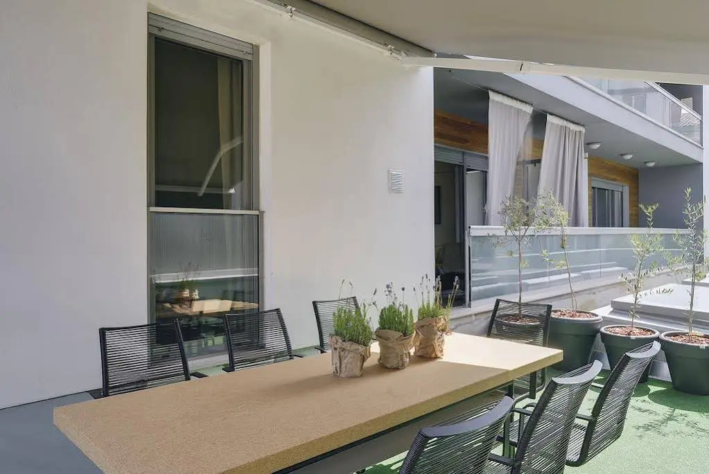Apartment City Business