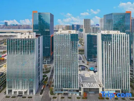 Madison Hotel Zhengzhou East Railway Station