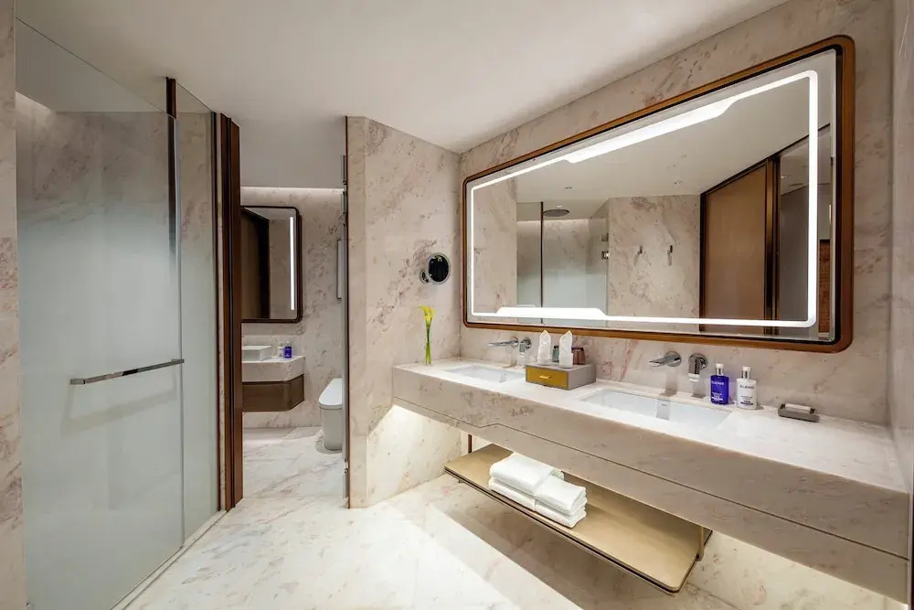 Voco Sanya Bay By Ihg
