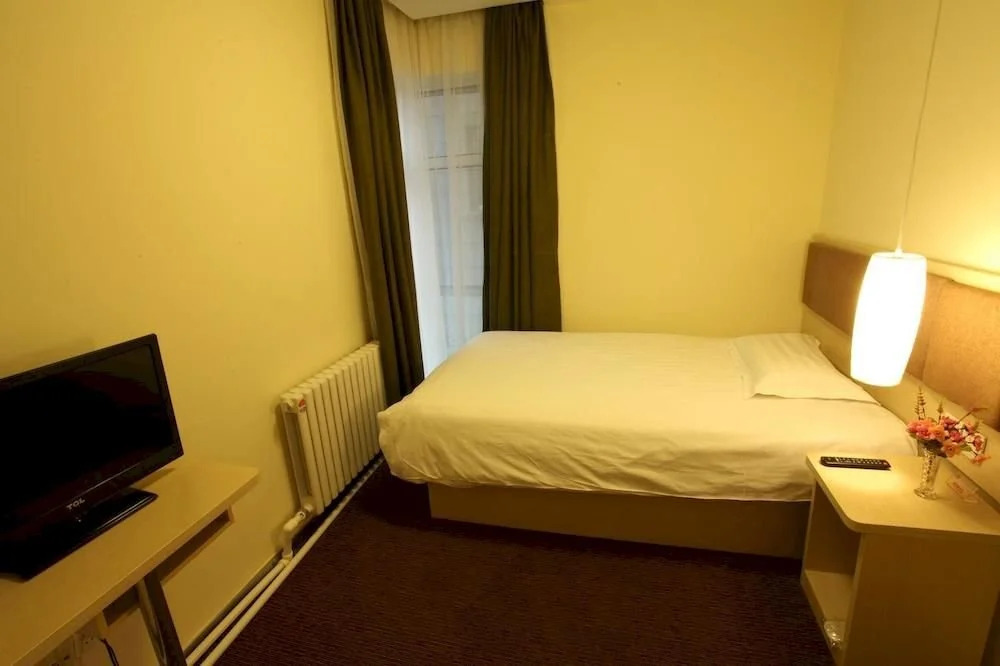 Motel168 Harbin Dongdazhi Street Branch