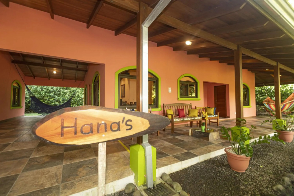 Three Bedroom Two Bath Villa on 20 Acres of Nature! "Hana's Celeste Retreat"