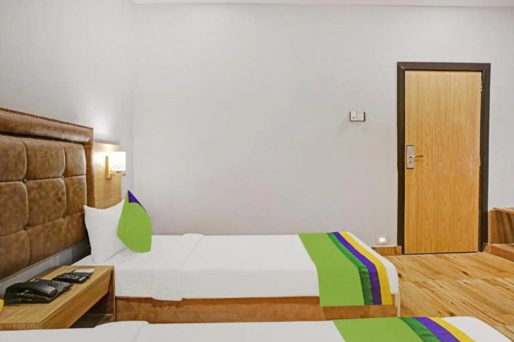 Treebo Trend Zara Grand Inn