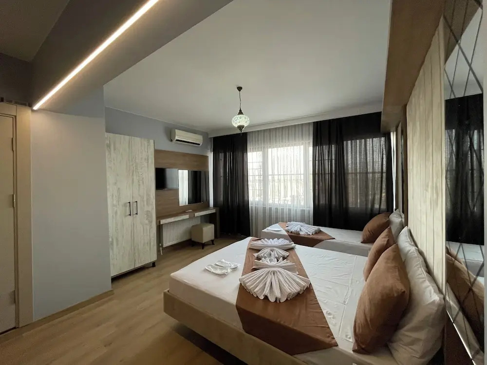 The Lumina Hotel