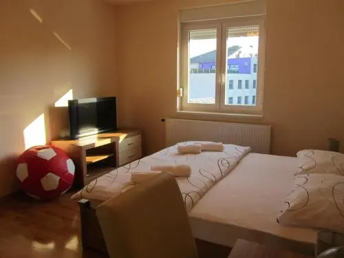 Apartment Domi Kvatric