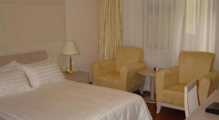 Gold Shell Hotel Shanghai
