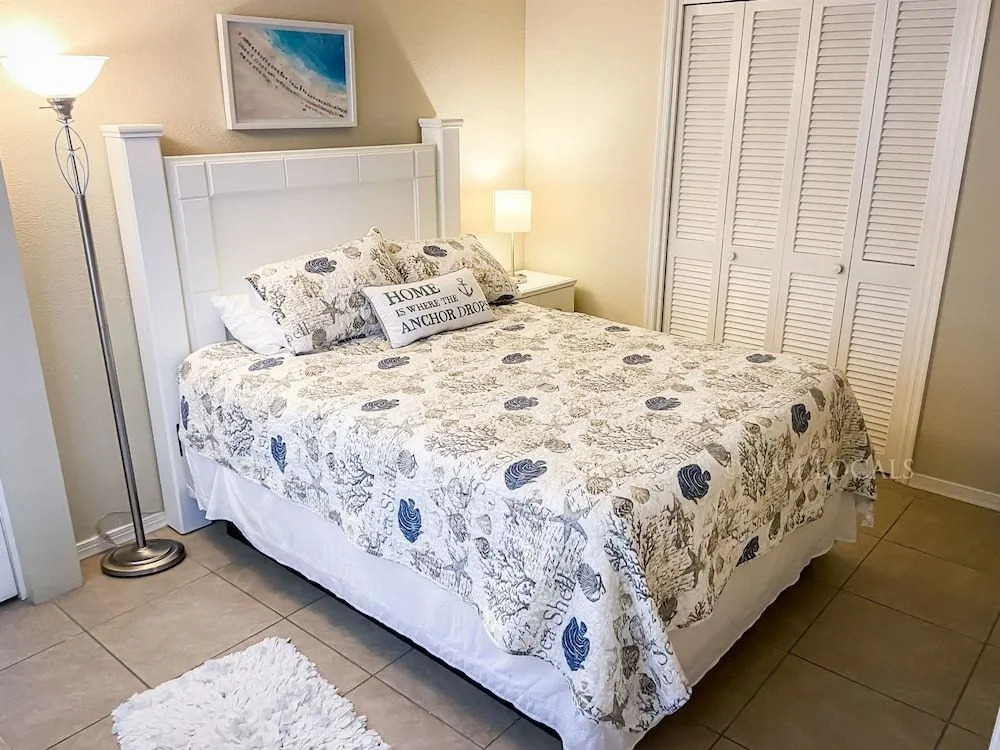 Island Time Inn Suites by AMI Locals