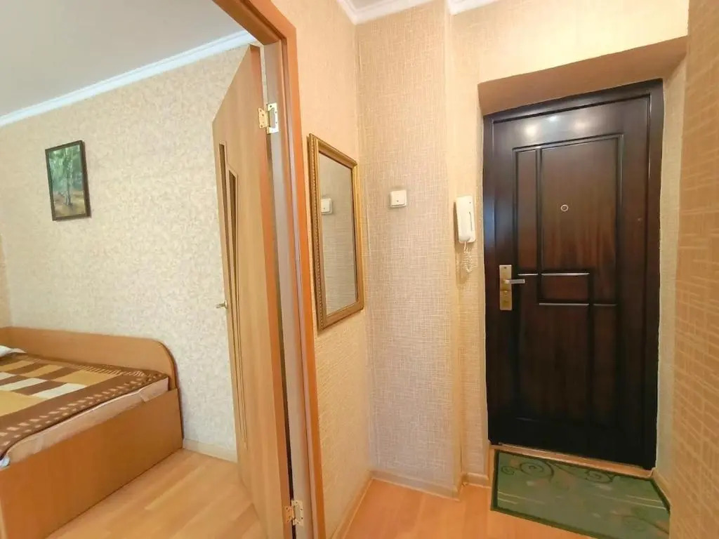 1 komnatnye apartamenty na Auel'bekova 138