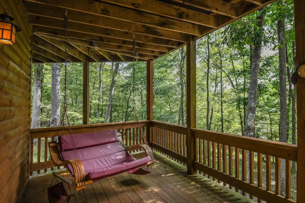 Cozy Cabin 4 Bedroom House