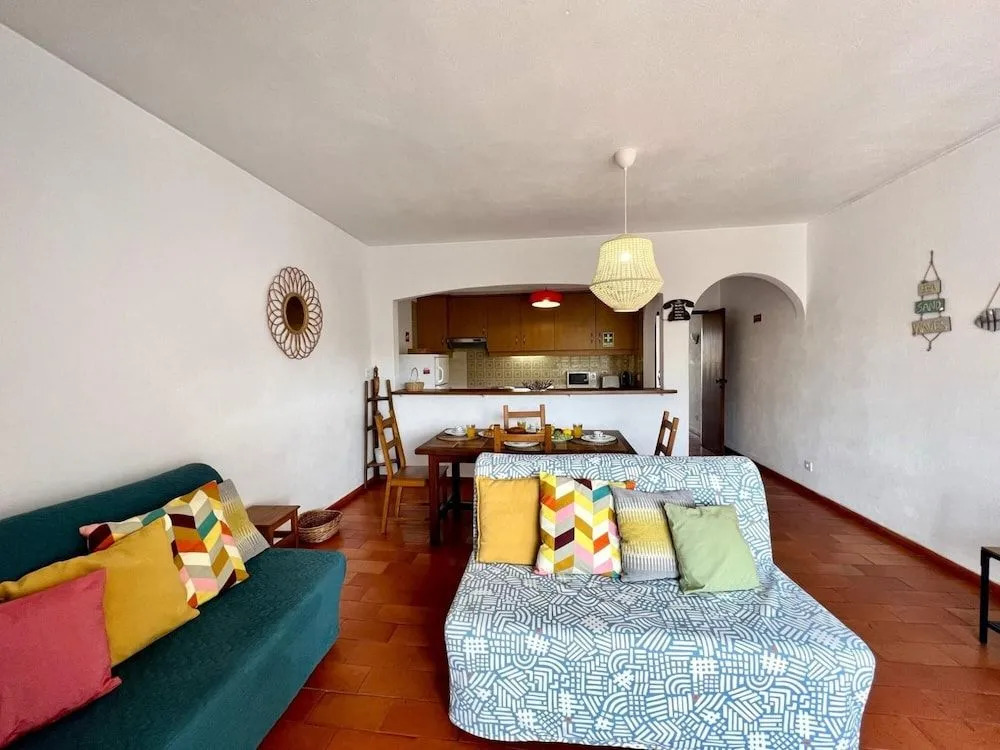 Albufeira Town Apartment by Homing