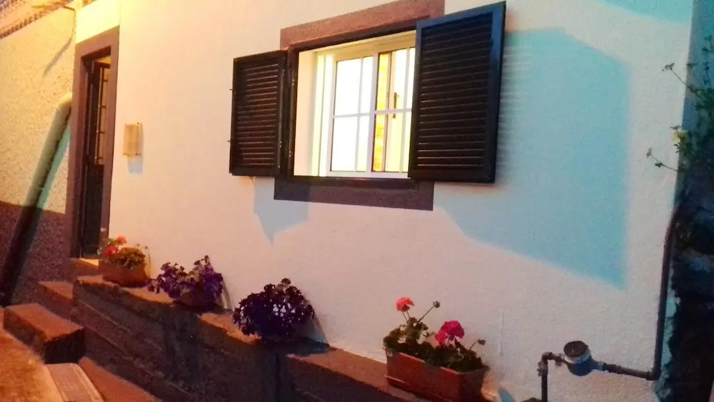 Studio in Ribeira Brava, With Wonderful sea View and Wifi - 800 m From