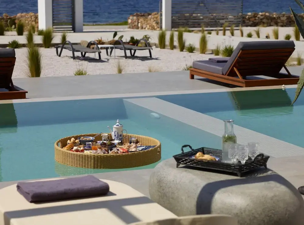 Sereno Natu Villas in Skyros
