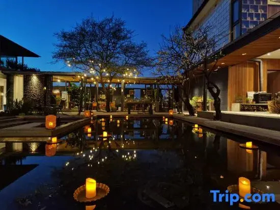 Dali Sunyata Retreat