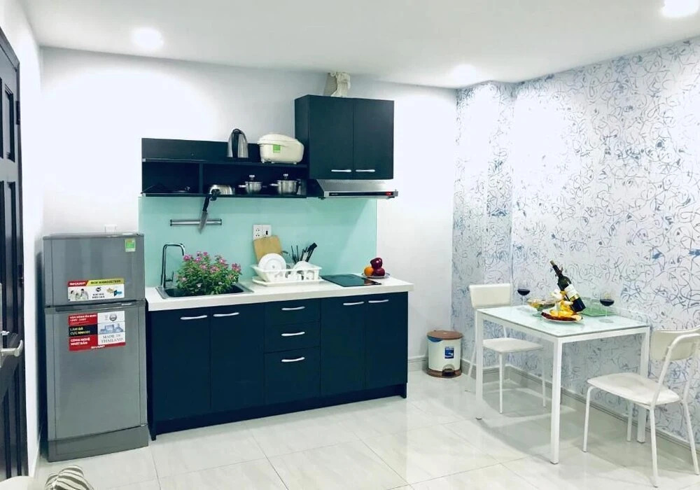 Tan Son Nhat Airport Apartment by SABAY