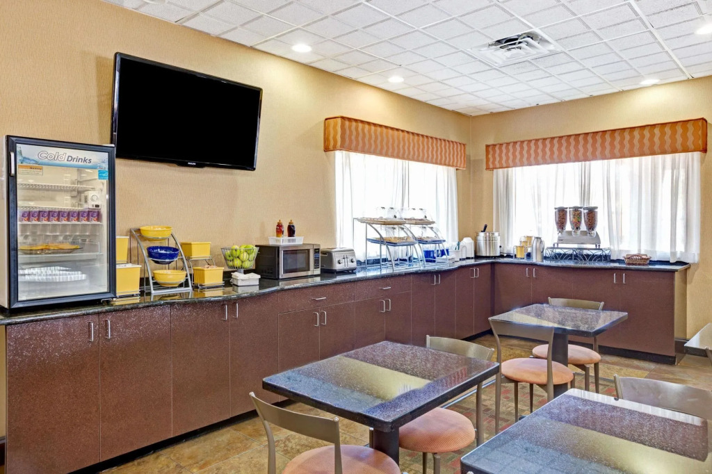 Quality Inn Charleston South