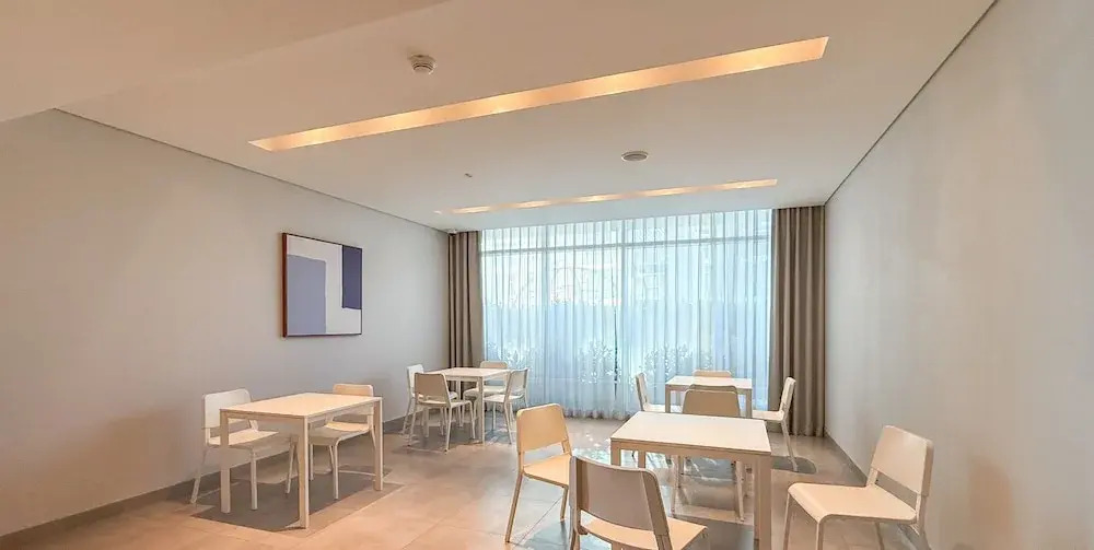 LUX  Luxury Sunrise Beachfront Suite 2
