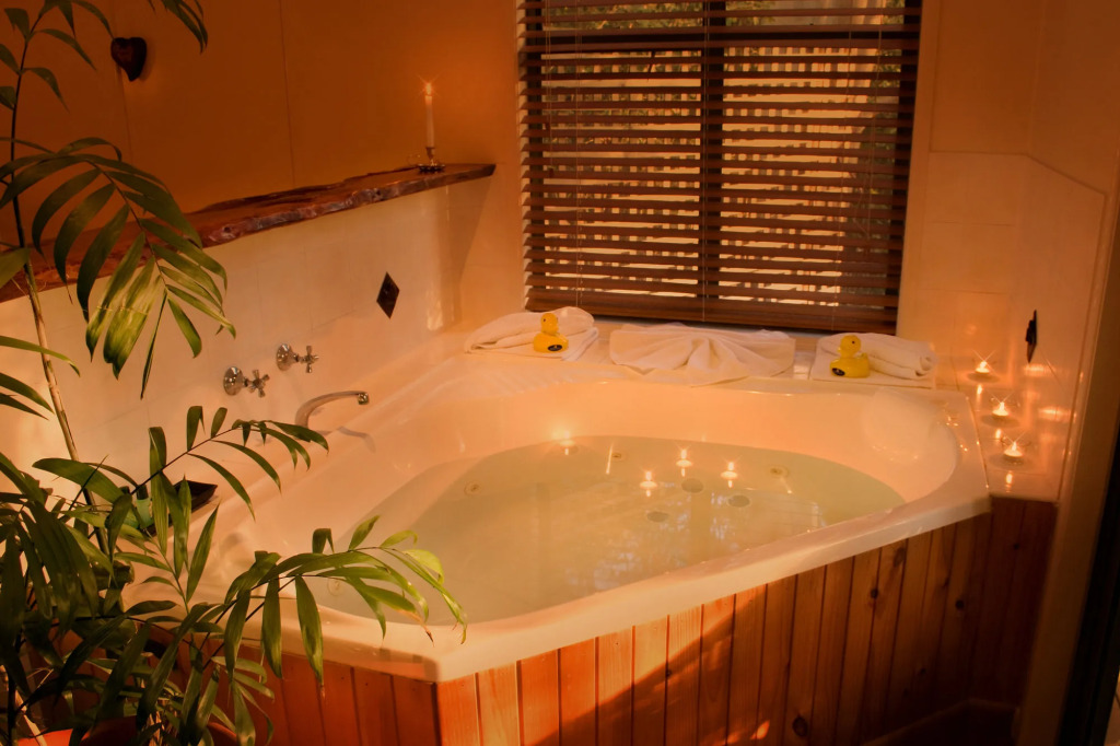 Hunchy Hideaway