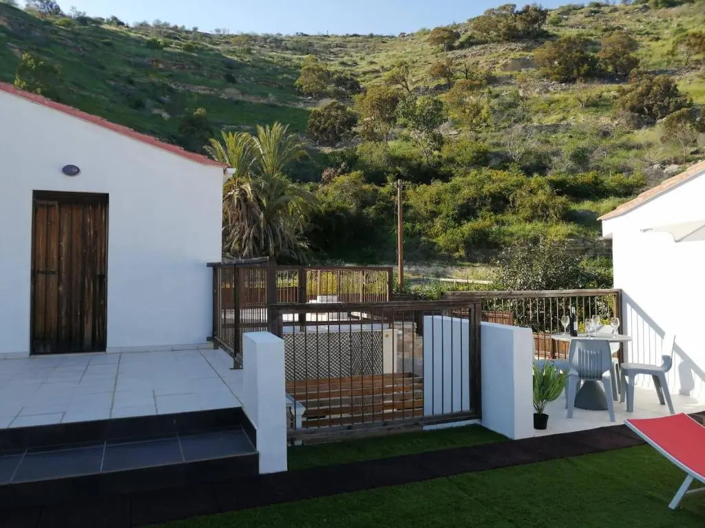 Unique 1 bedroom house
