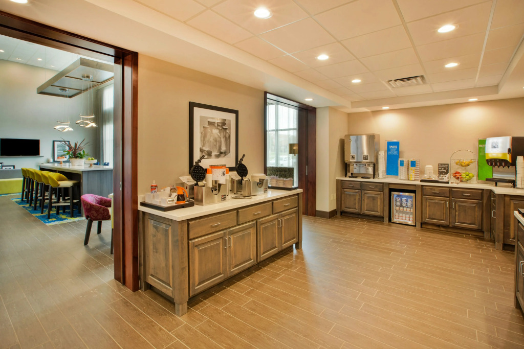 Hampton Inn & Suites By Hilton, Southwest Sioux Falls