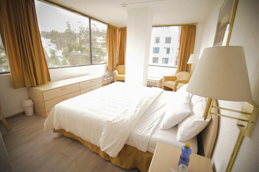 Stanford suites hotel