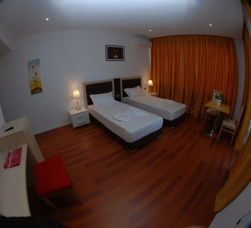 Sunset Aparthotel