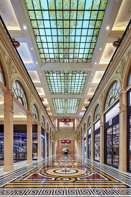 The Parisian Macao