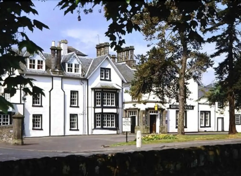 The Green Hotel Golf Resort