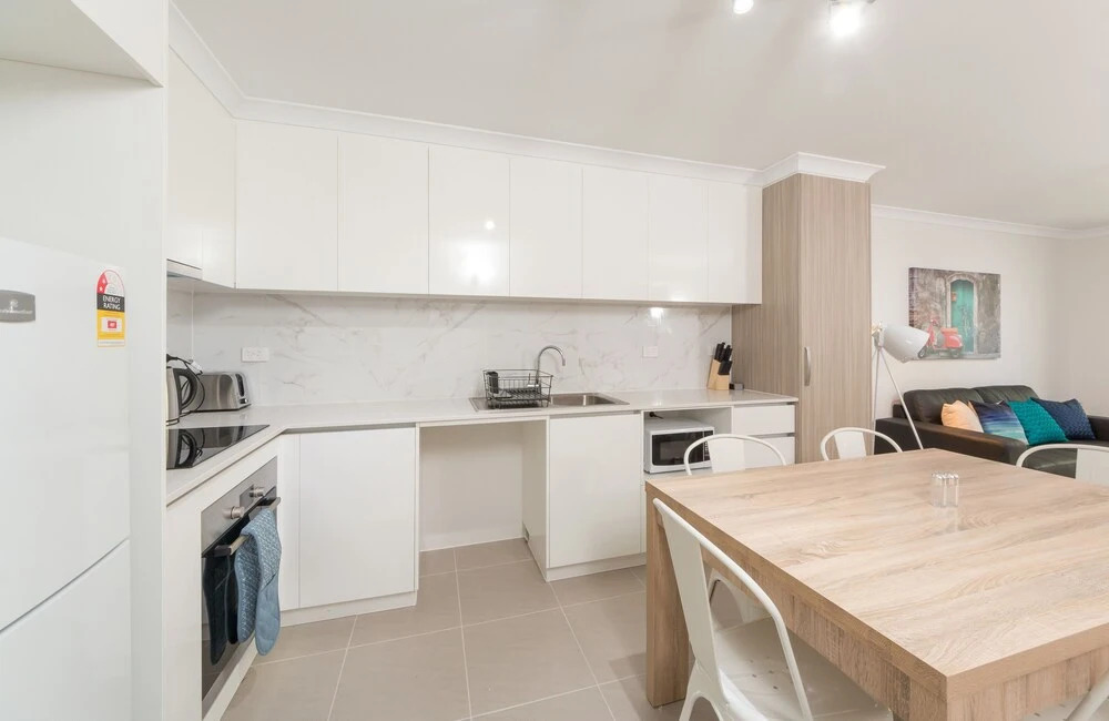 Lakeview Apartment Suite 19