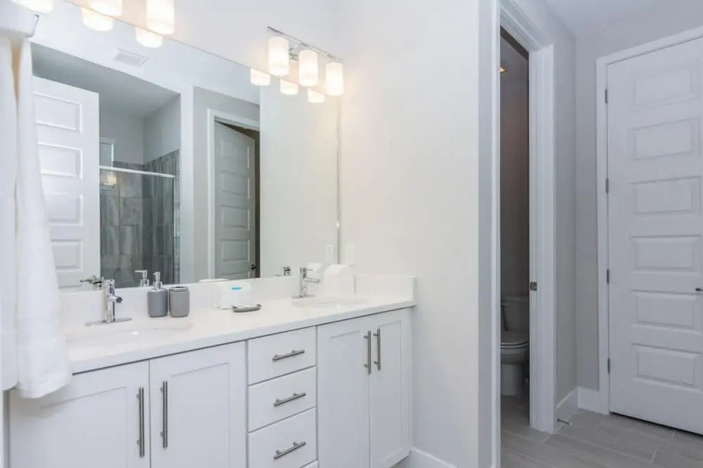 Amazing Home 6 Bedrooms with 6 Suites and private pool at Encore EC7483