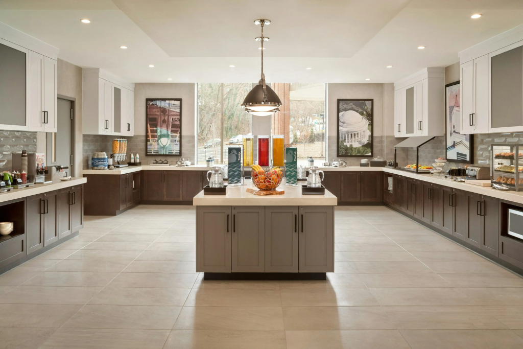 Homewood Suites By Hilton Arlington Rosslyn Key Bridge