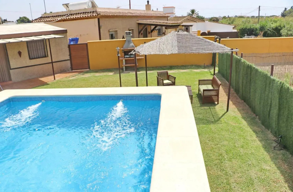 Chalet rural con piscina privada