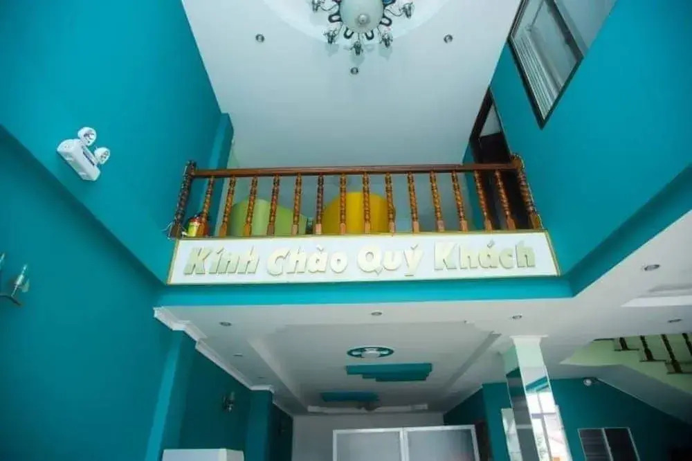 Friendly House