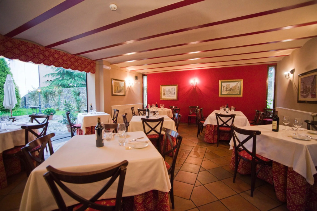Hotel Castillo Valdés Salas