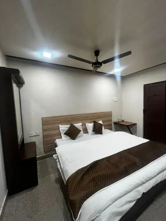 Hotel Prakash Block-1