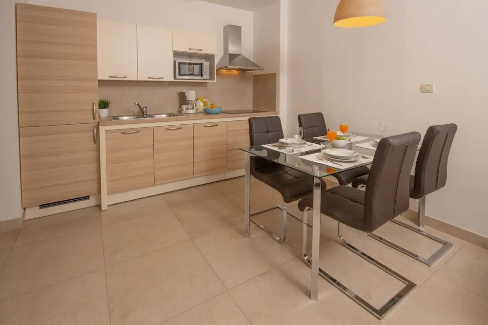 Apartments Oliva