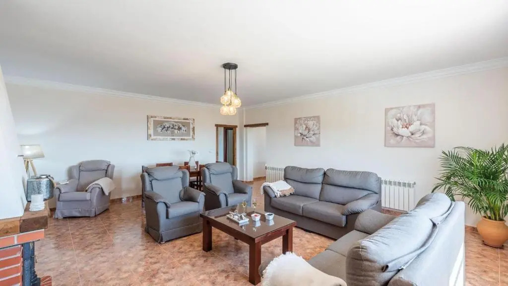 Casa La Sombra de la Parra Antequera - La Higuera by Ruralidays