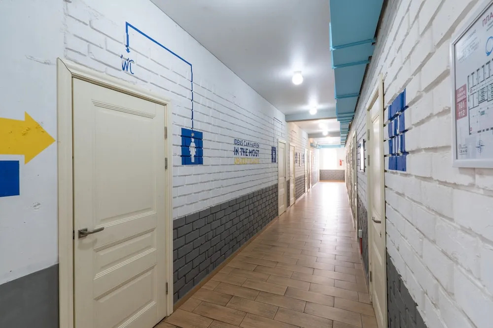 ololoFreelander work and travel Hostel