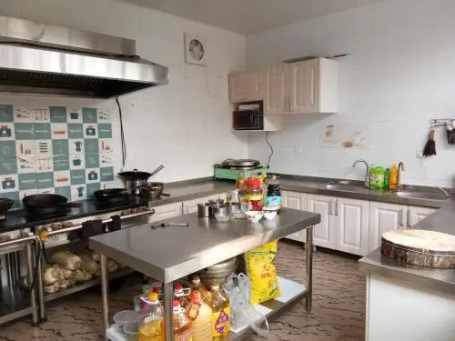 Yanlaixing Guesthouse