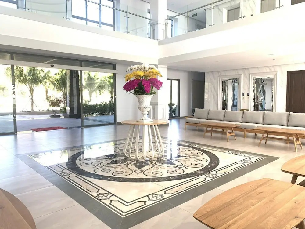 Bờ Biển Vàng Resort